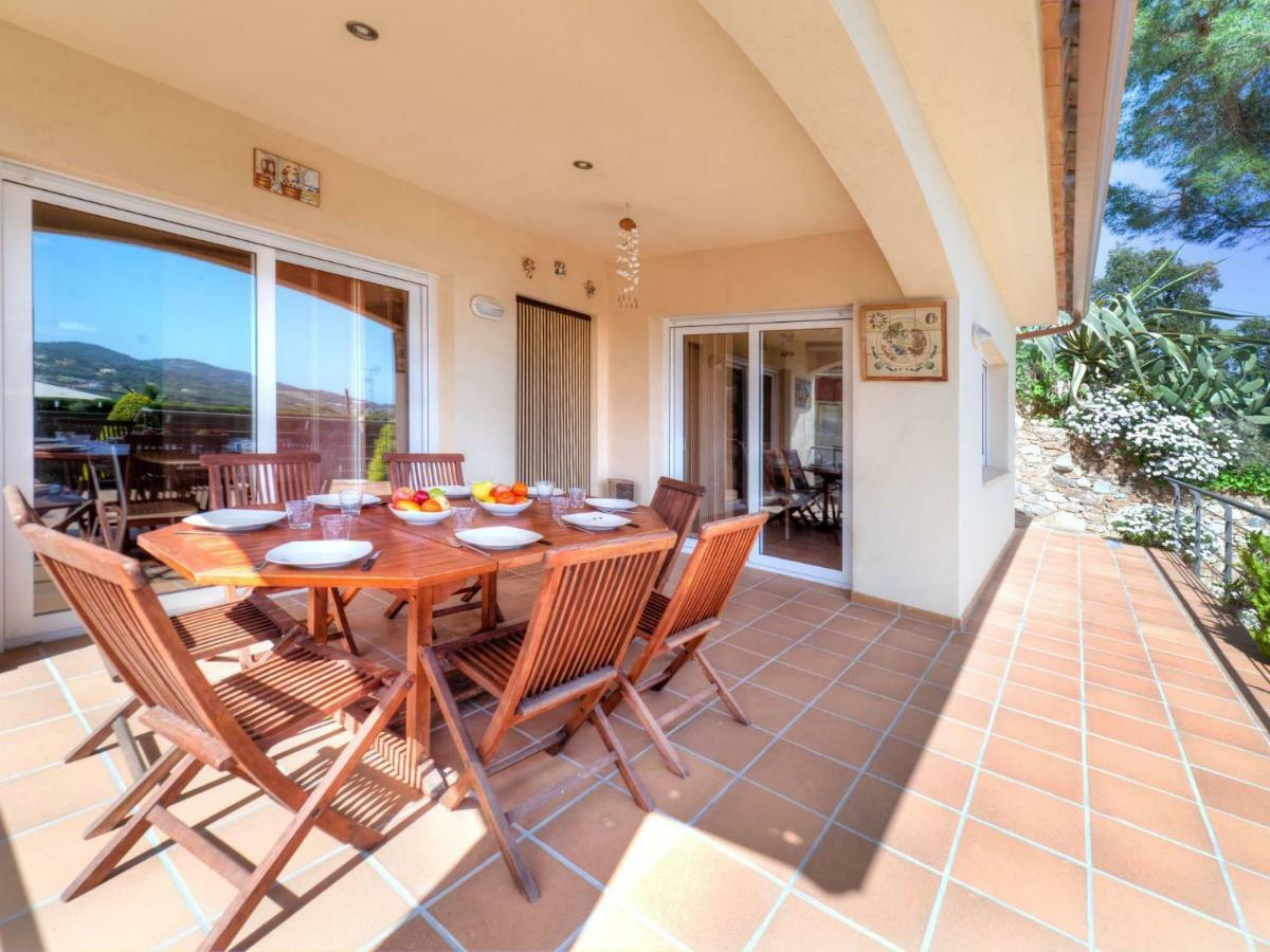 קלנג'ה Holiday Home Mas Ambros By Interhome מראה חיצוני תמונה